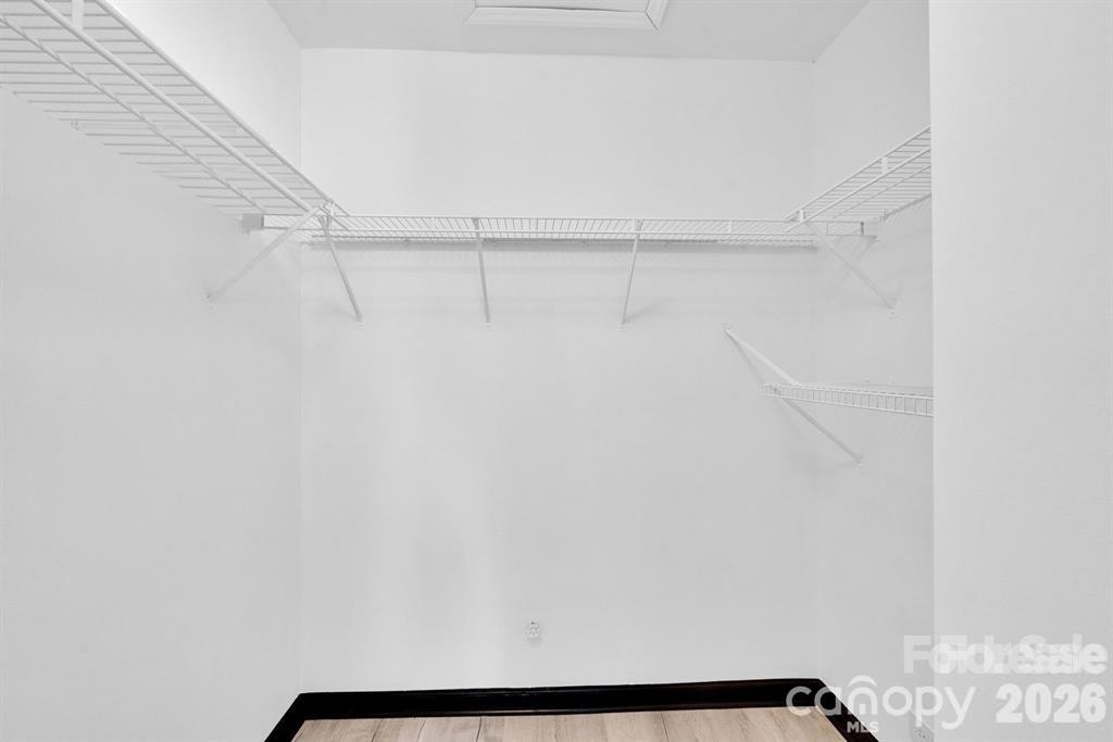 18755 Vineyard Point Lane Property Photo 28