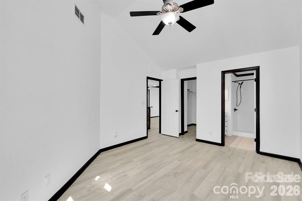 18755 Vineyard Point Lane Property Photo 29