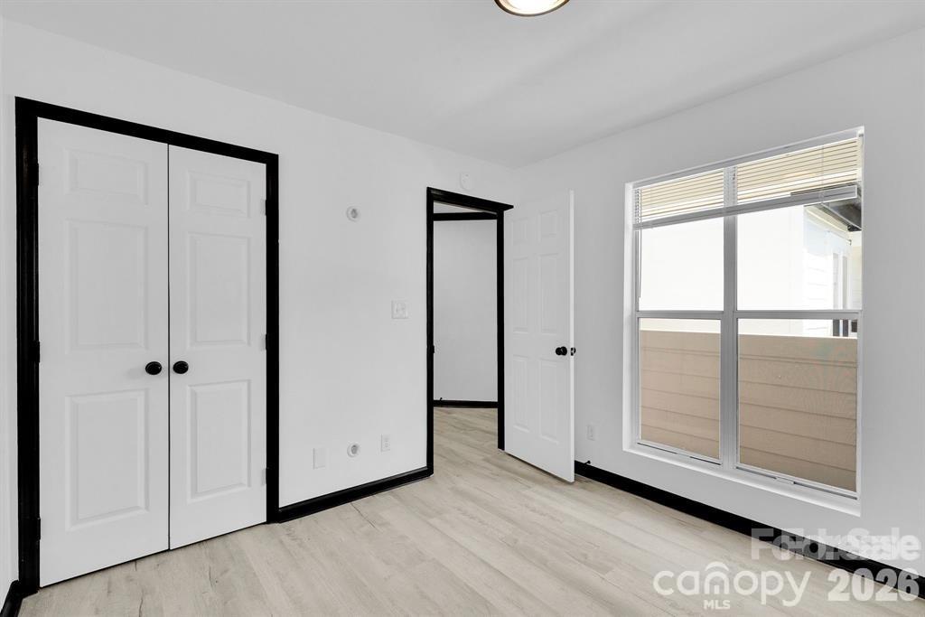 18755 Vineyard Point Lane Property Photo 36