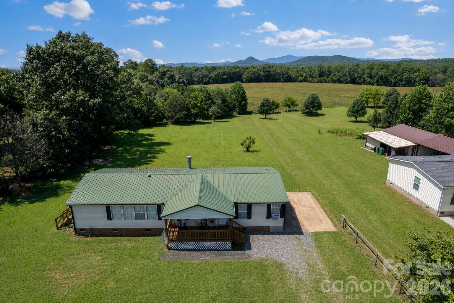 1633 N Brook 3 School Road Property Photo 1