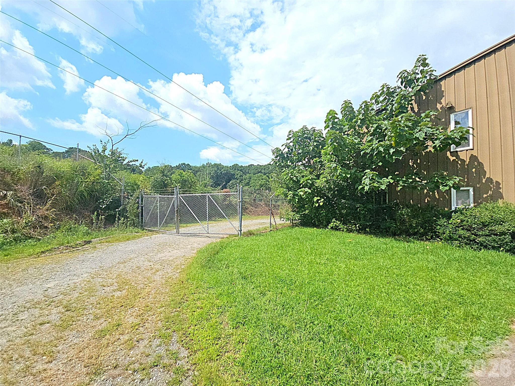 522 Buckeye Access Road Property Photo 9