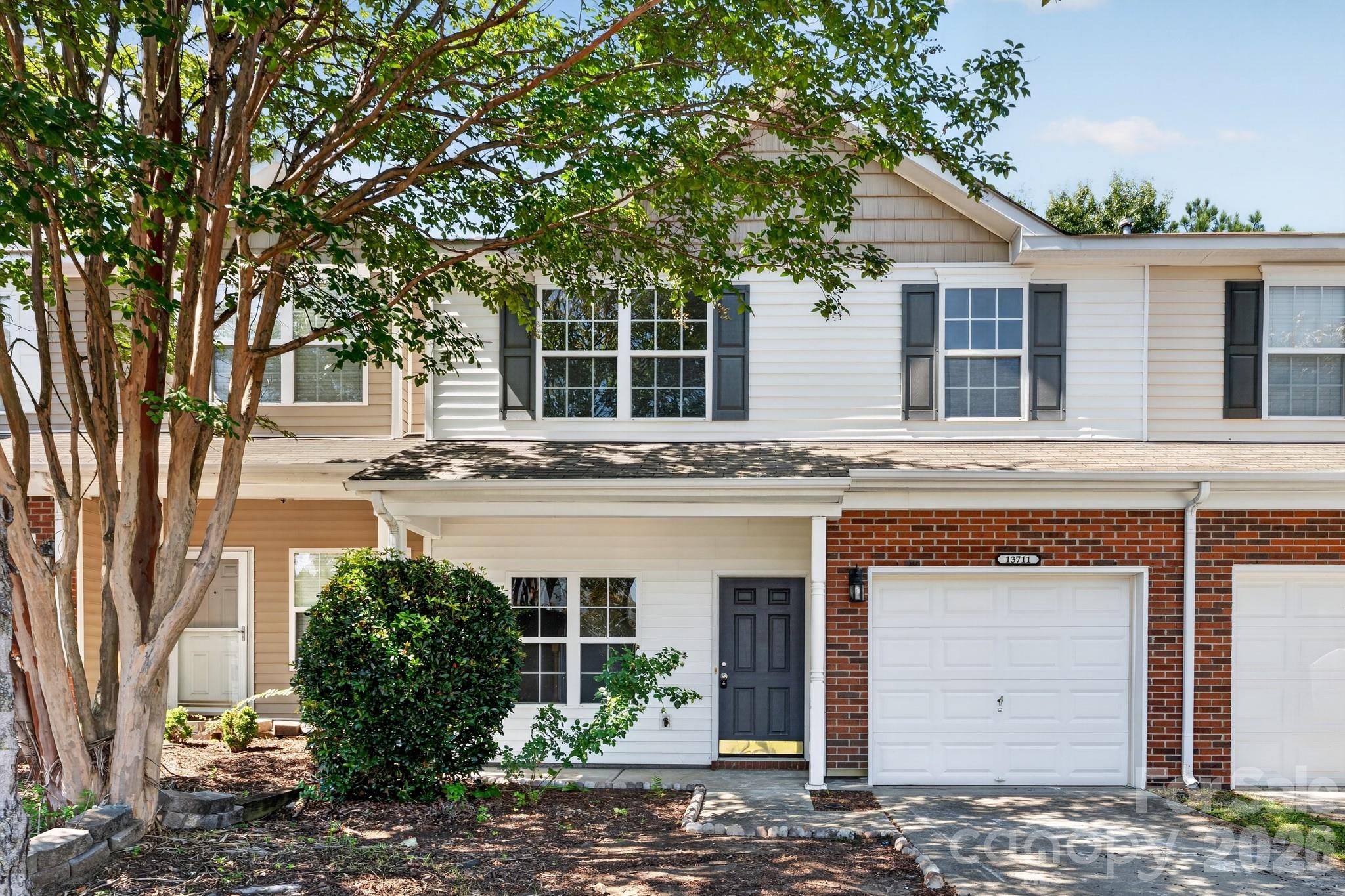 13711 Singleleaf Lane Property Photo 1
