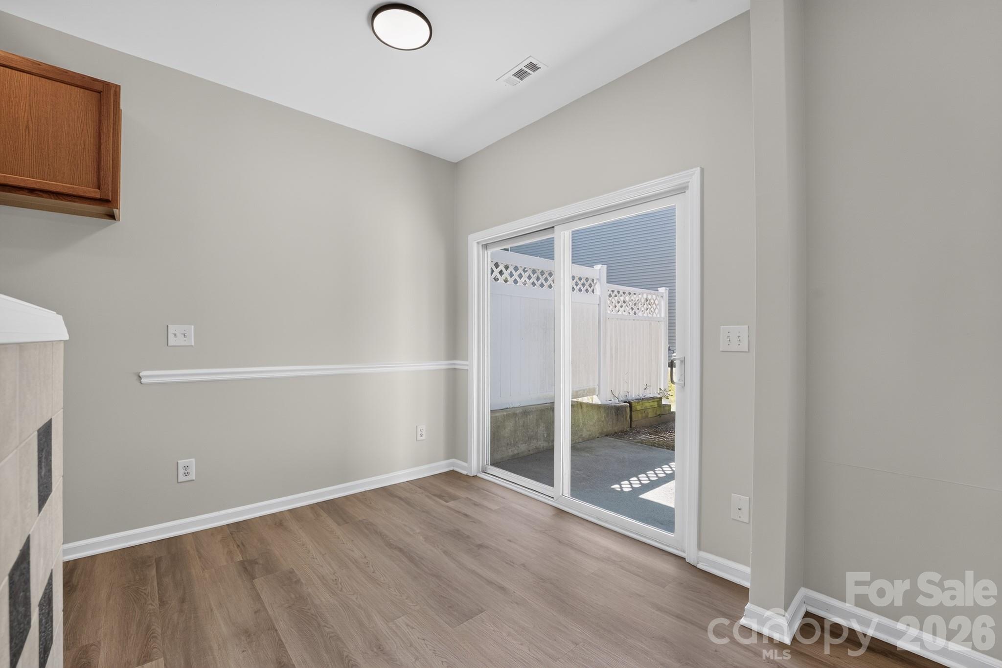 13711 Singleleaf Lane Property Photo 7