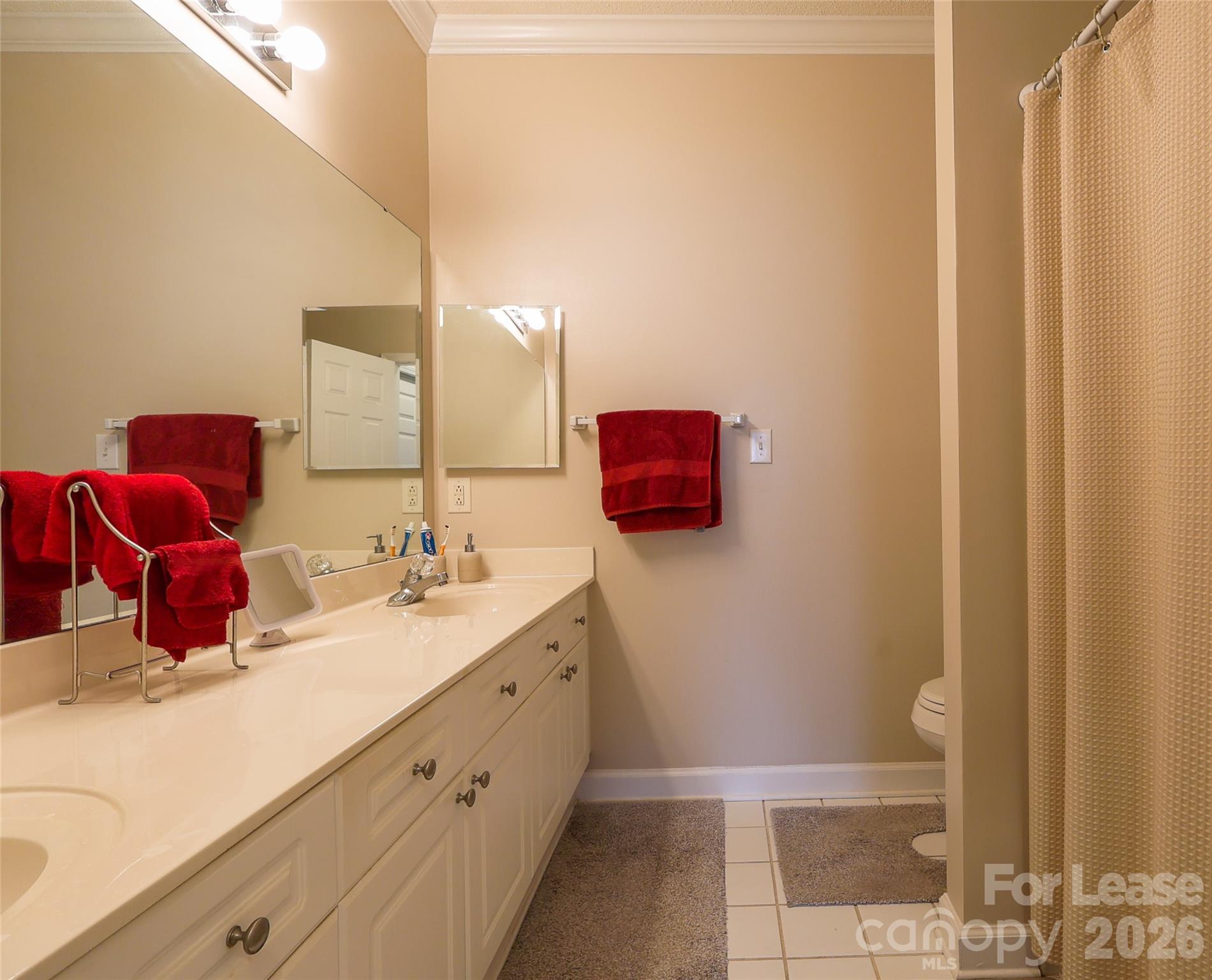 18816 Nautical Drive Property Photo 12