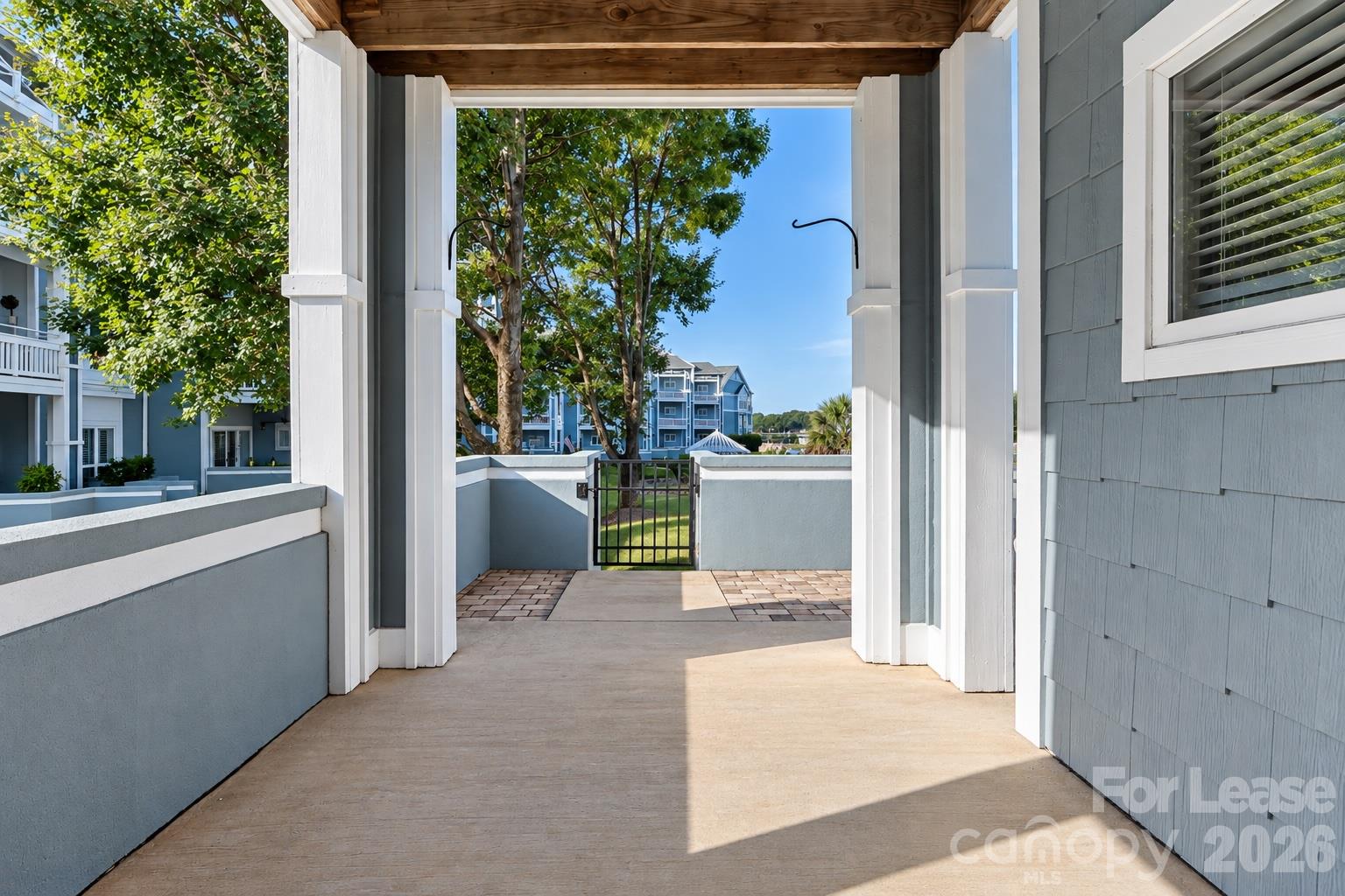 18816 Nautical Drive Property Photo 12