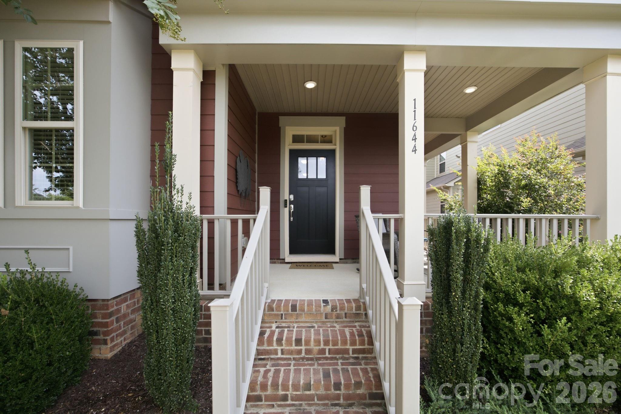 11644 Westbranch Parkway Property Photo 3