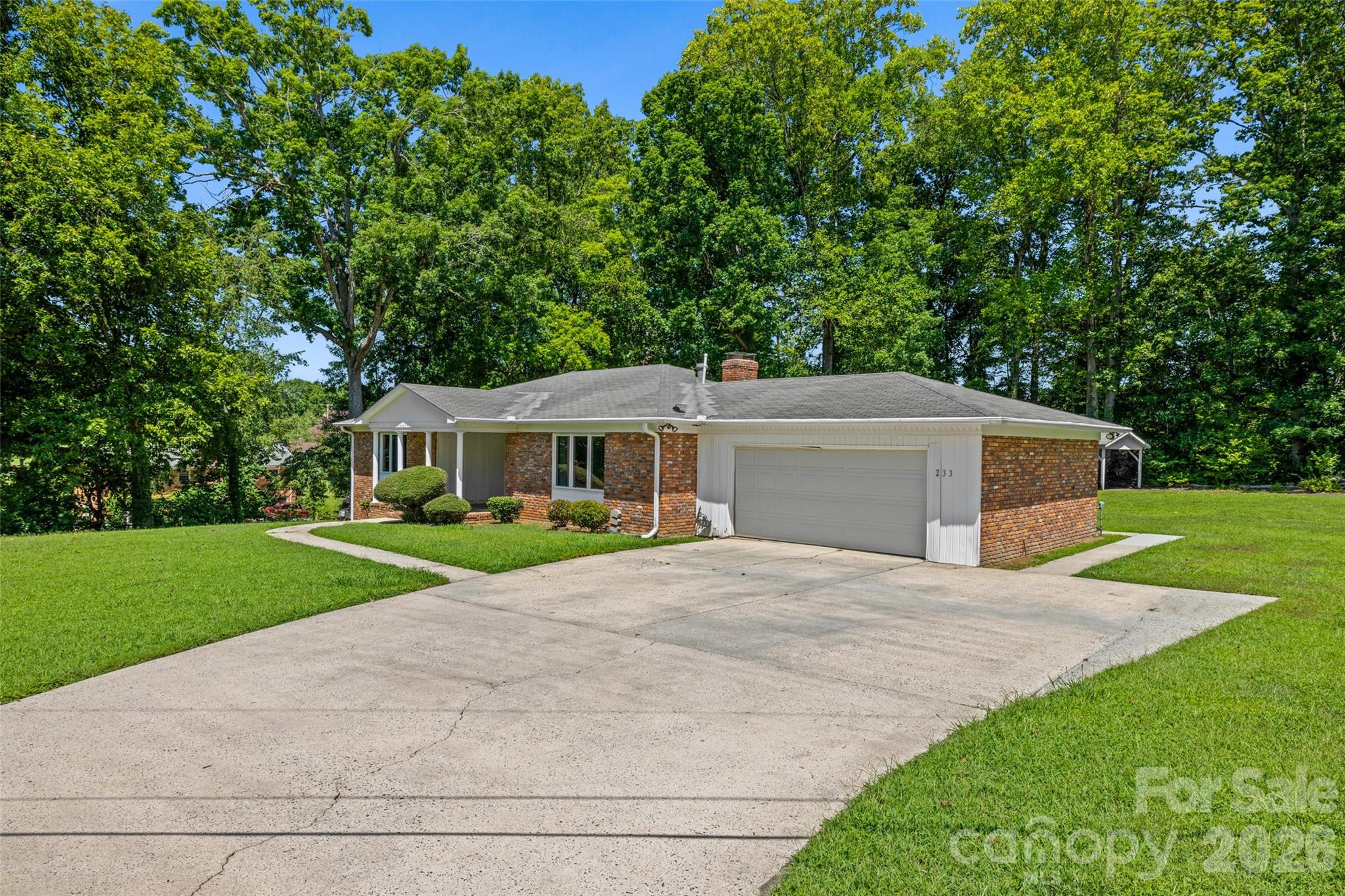 233 Laburn Avenue Property Photo 4
