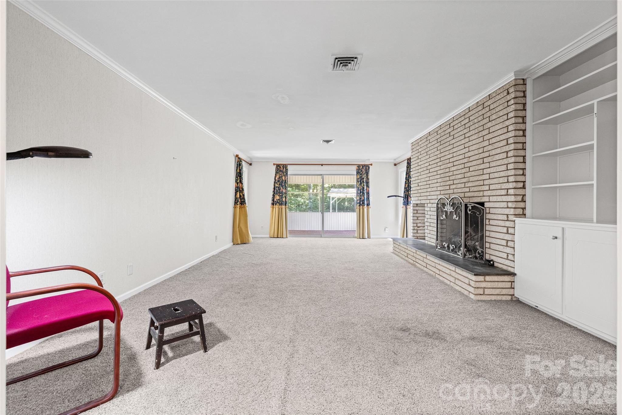 233 Laburn Avenue Property Photo 9