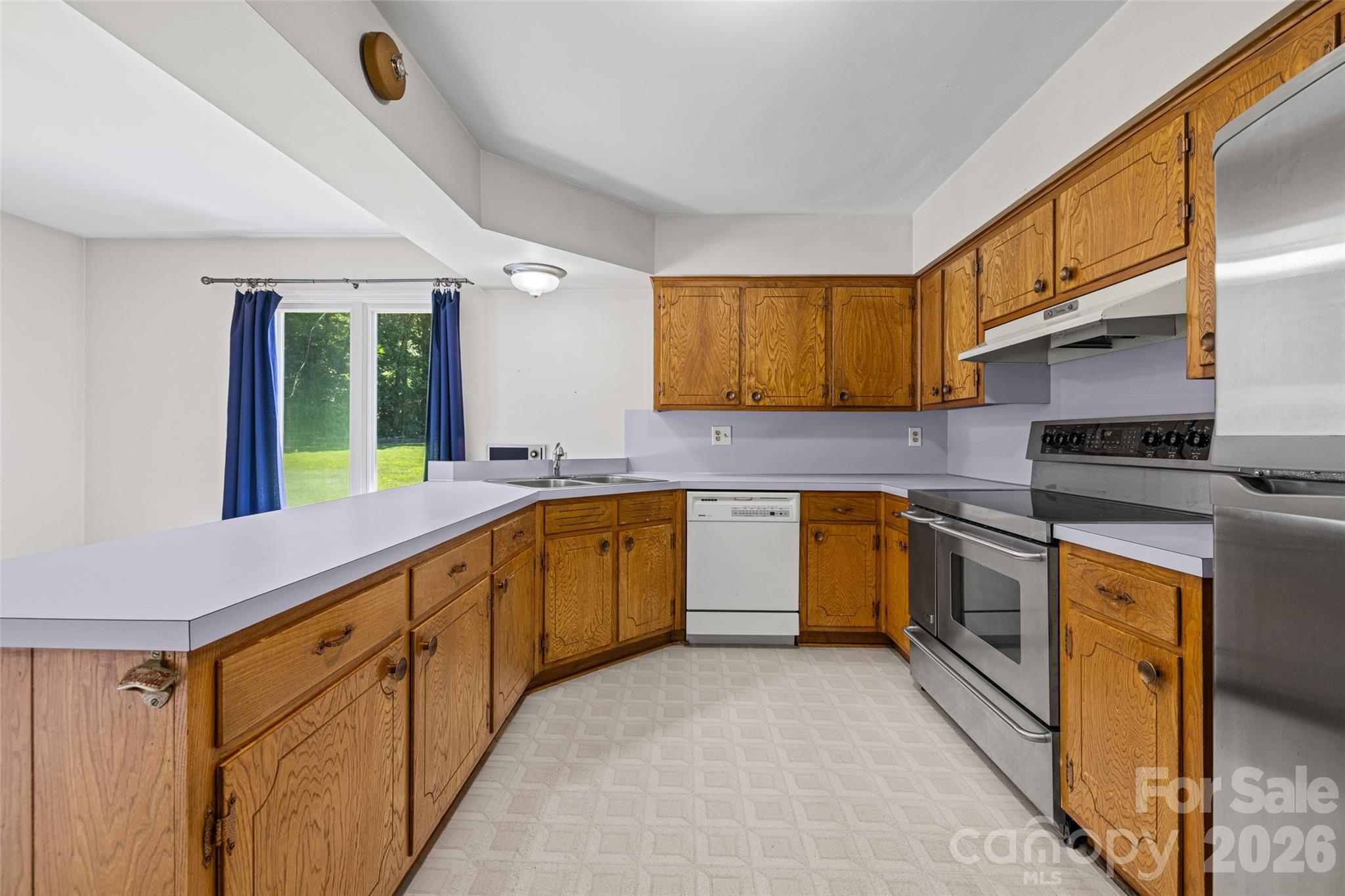 233 Laburn Avenue Property Photo 14
