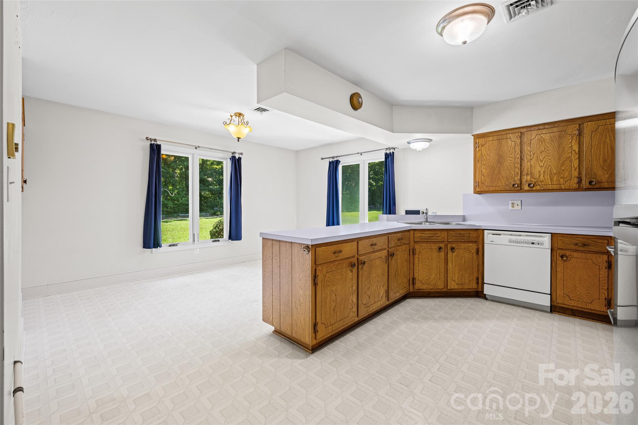 233 Laburn Avenue Property Photo 17