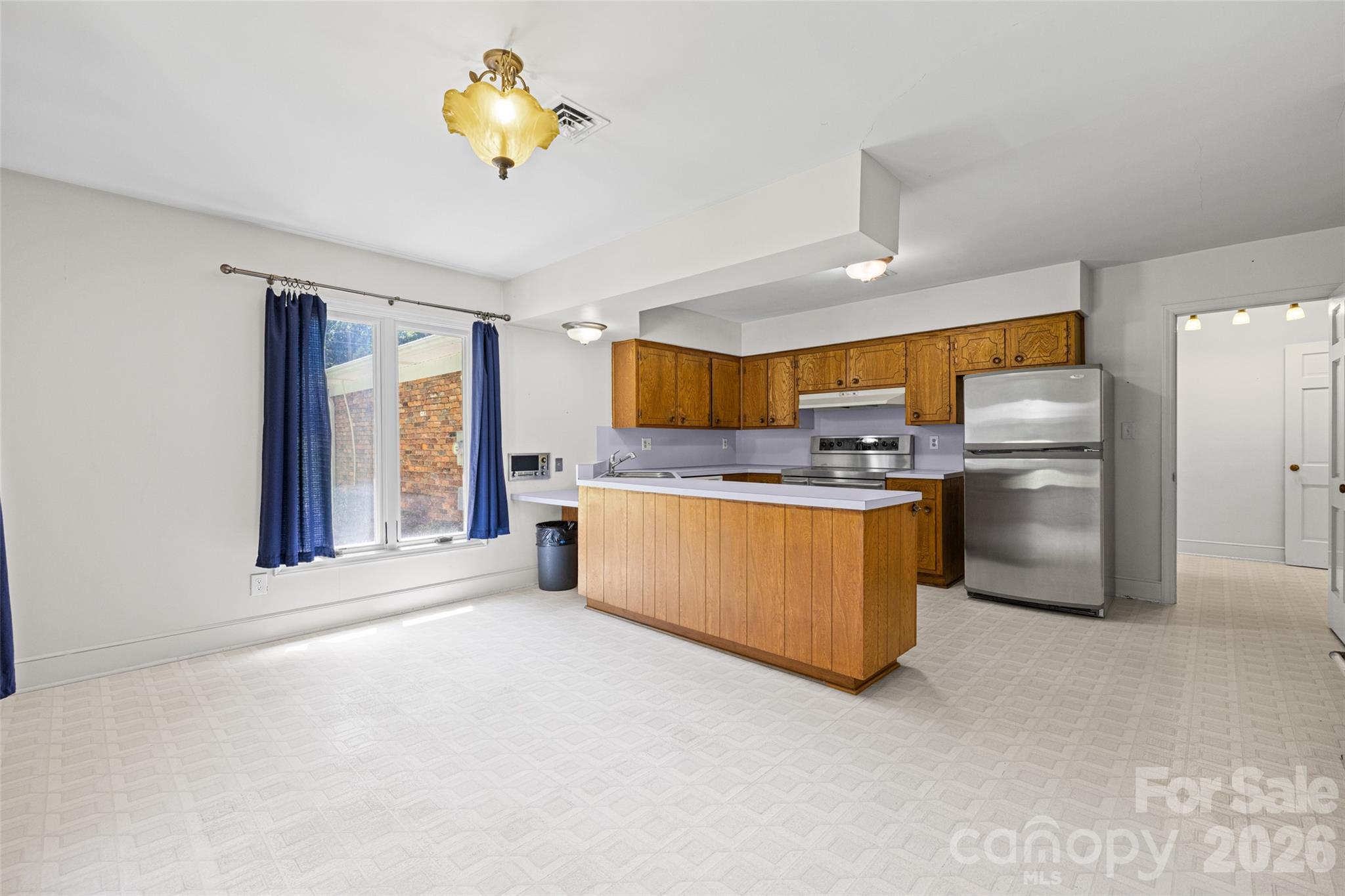 233 Laburn Avenue Property Photo 18