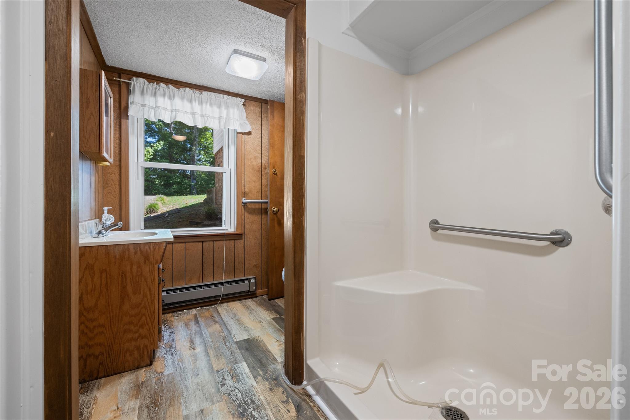 233 Laburn Avenue Property Photo 39