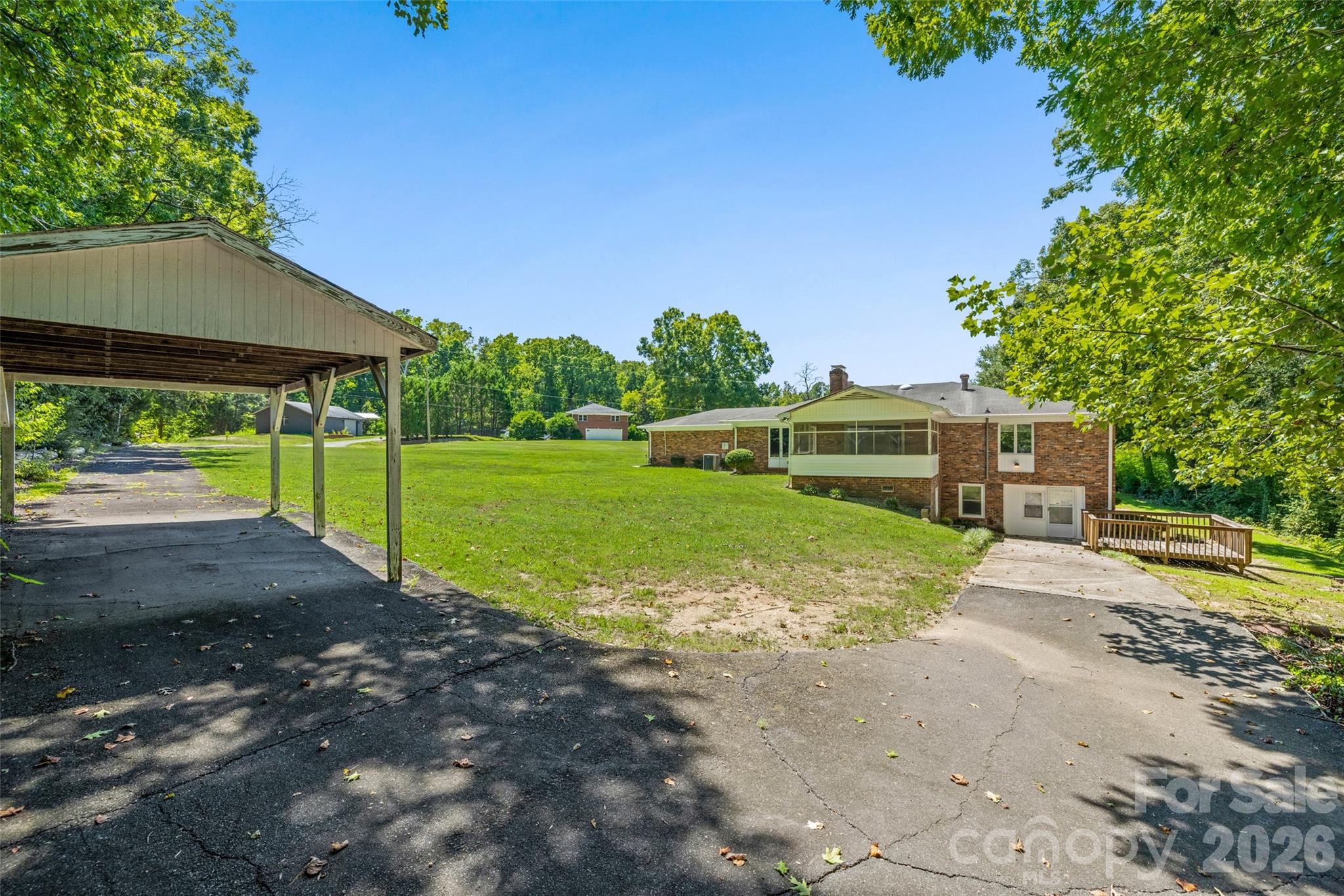 233 Laburn Avenue Property Photo 41