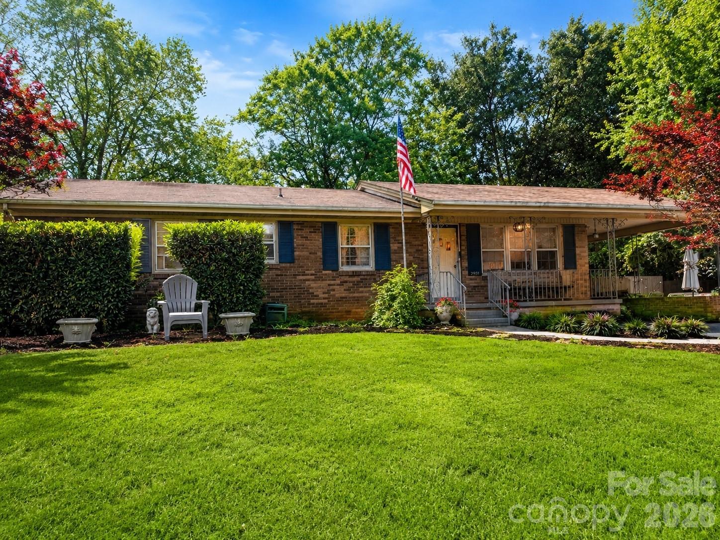 2931 Poplar Circle Property Photo 1