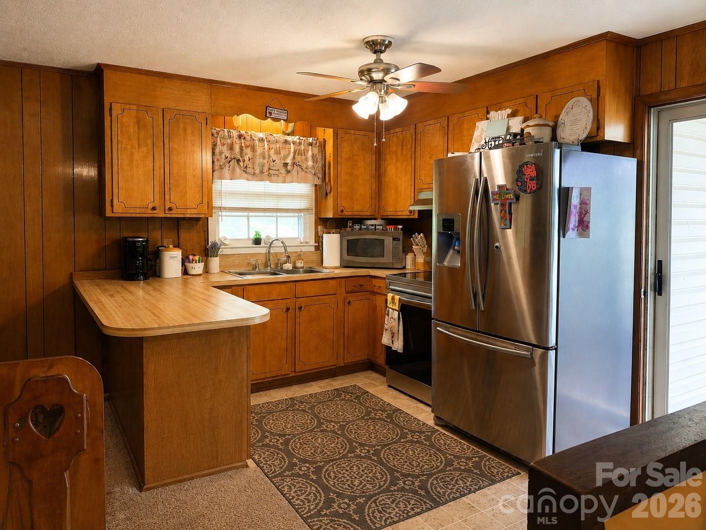 2931 Poplar Circle Property Photo 4
