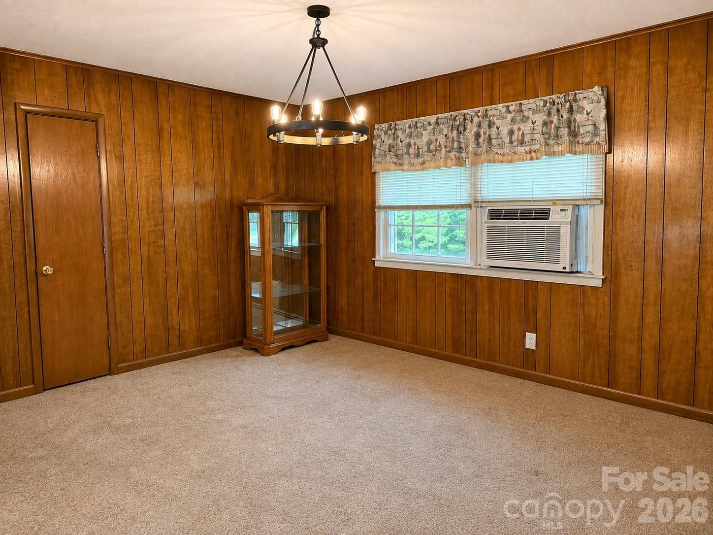 2931 Poplar Circle Property Photo 9