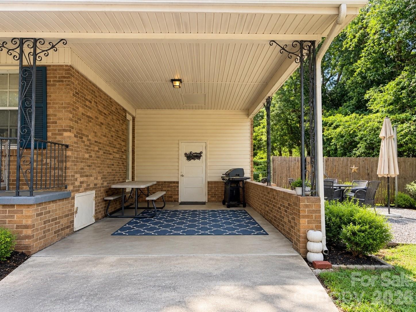 2931 Poplar Circle Property Photo 13