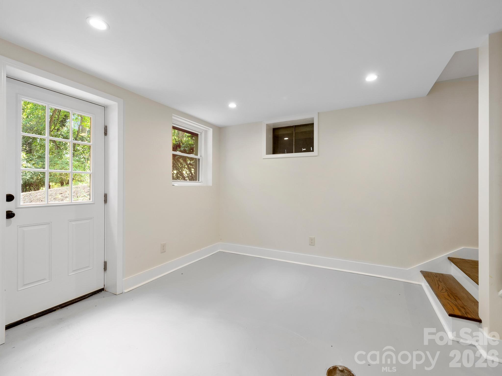 340 School Road Property Photo 30