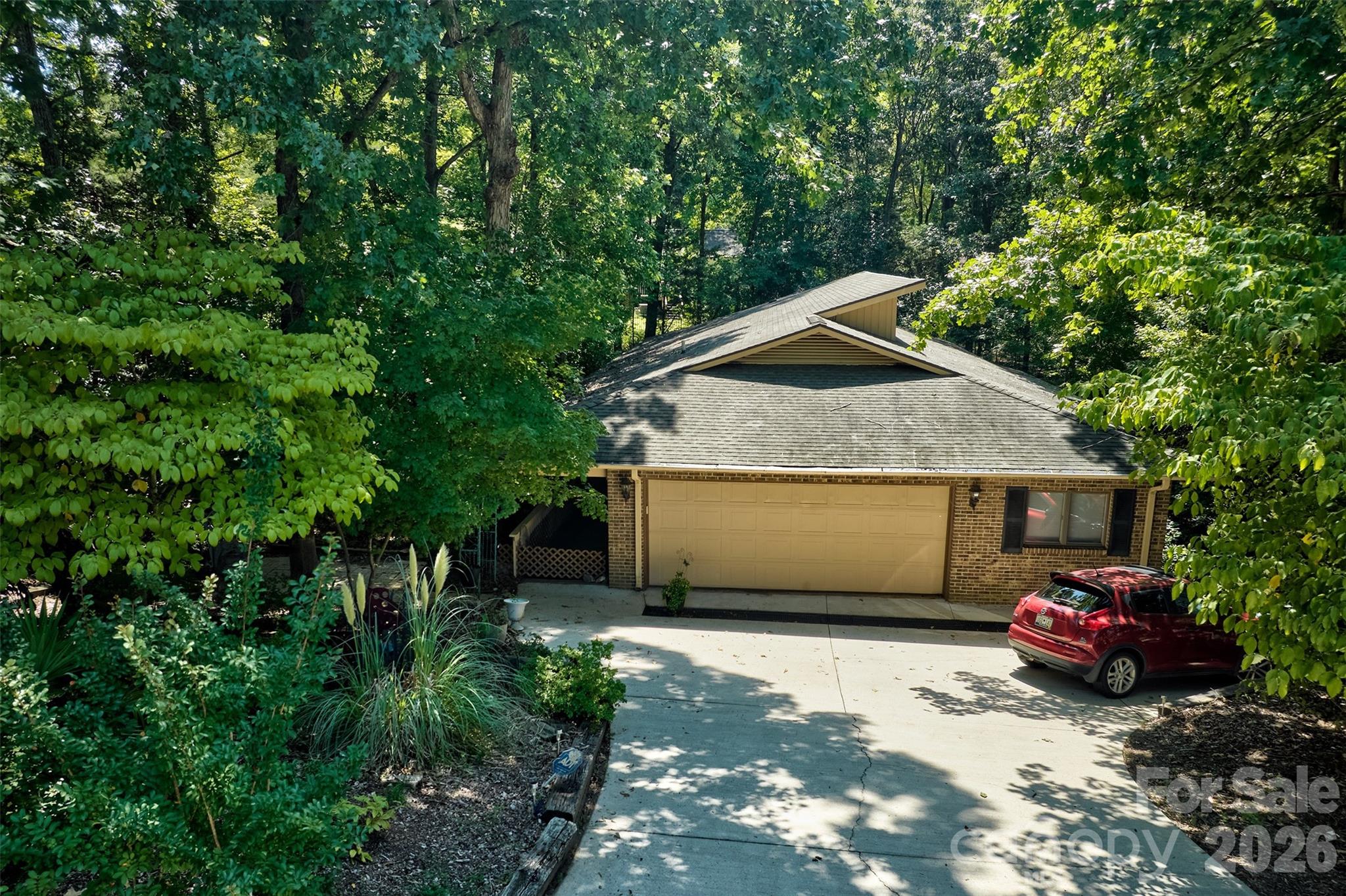 9 Cove Road Property Photo 1