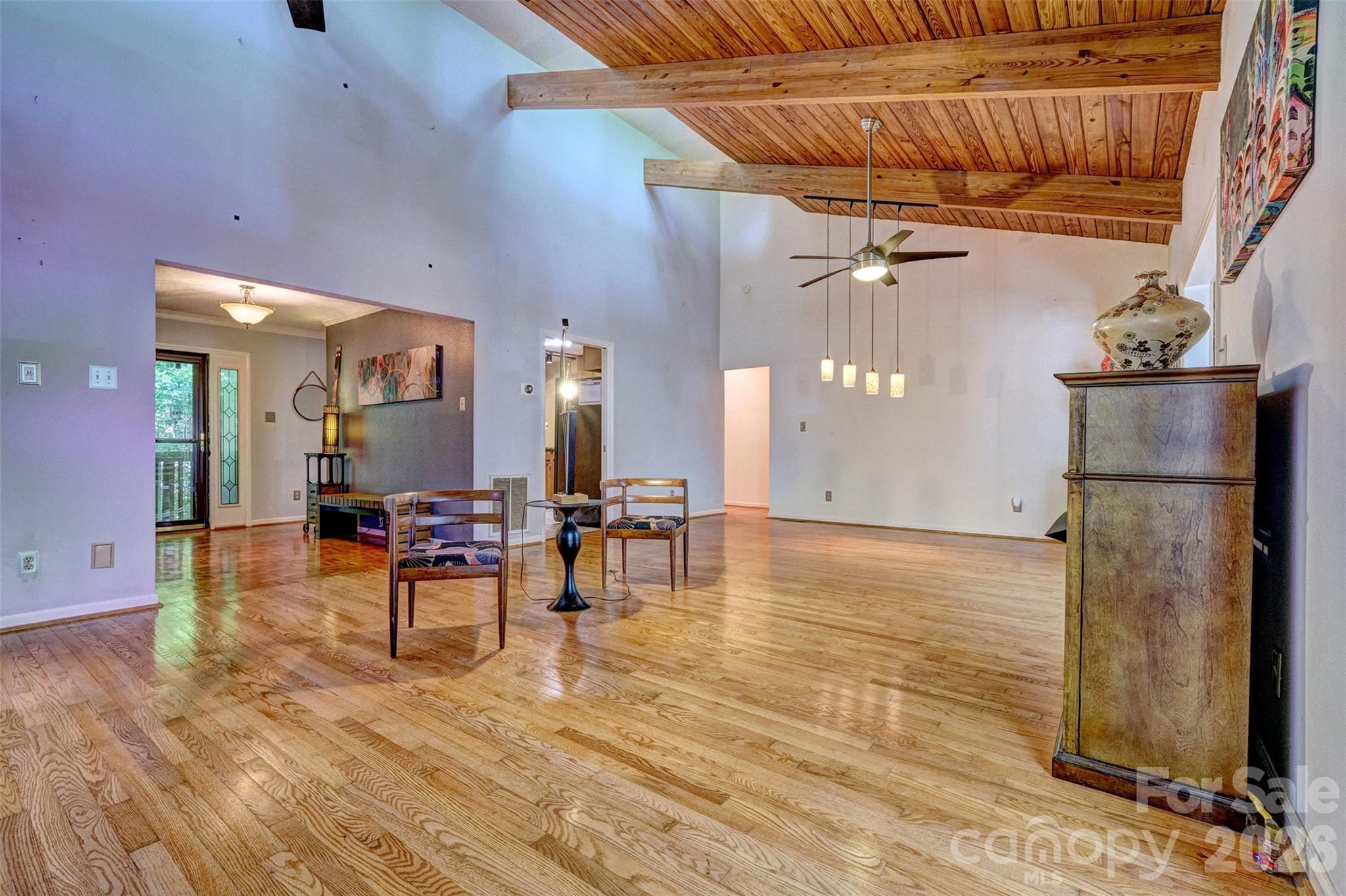 9 Cove Road Property Photo 7