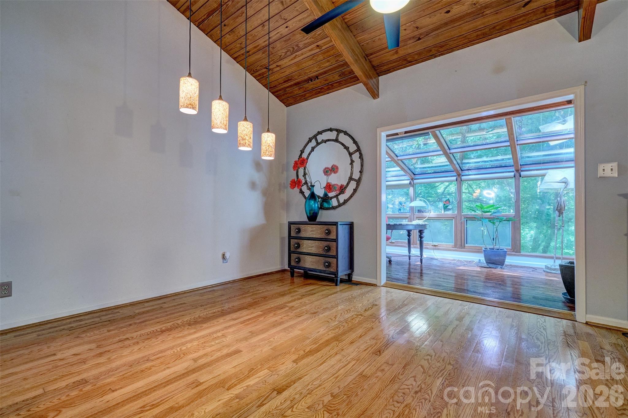9 Cove Road Property Photo 8