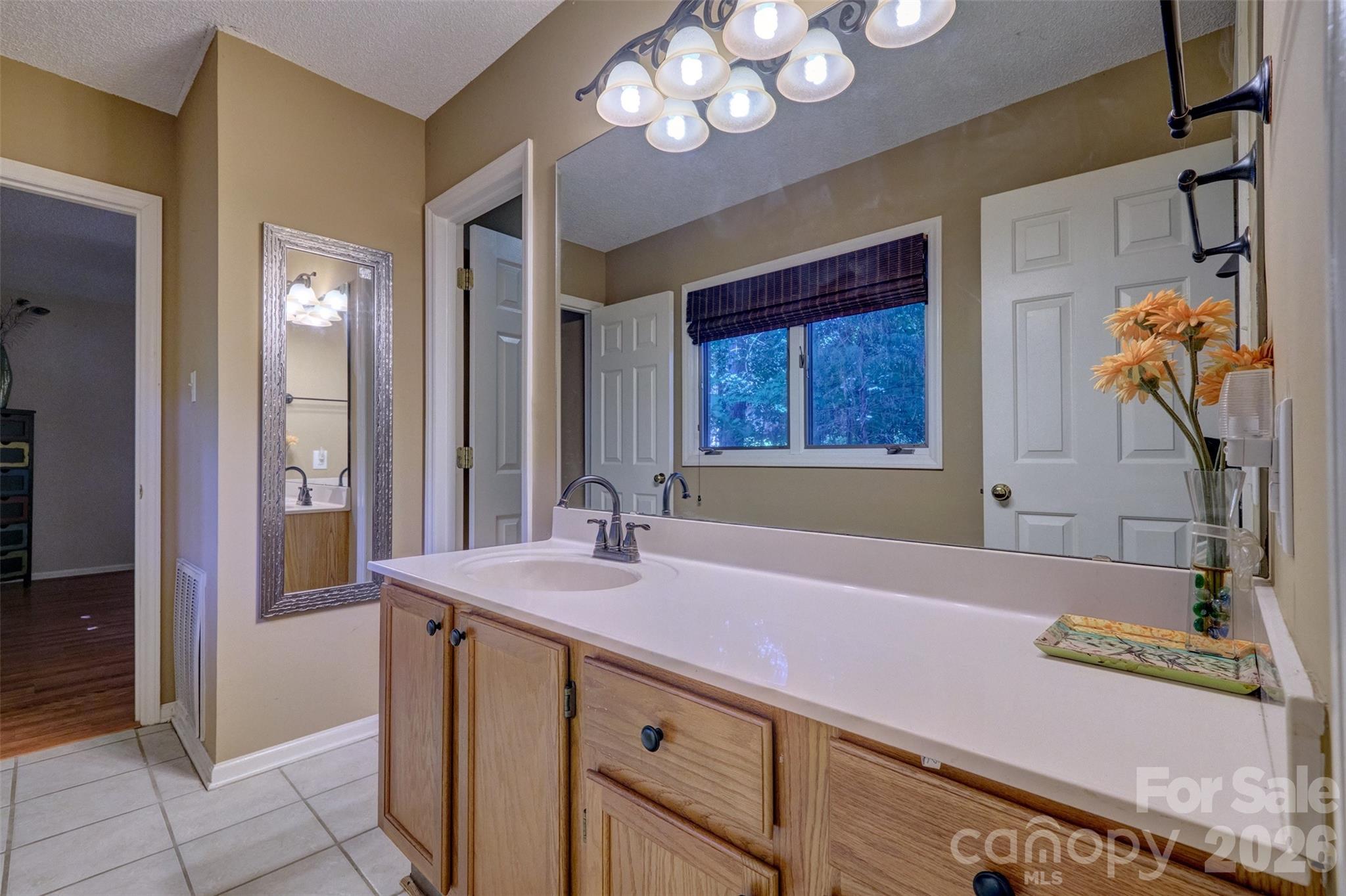9 Cove Road Property Photo 22