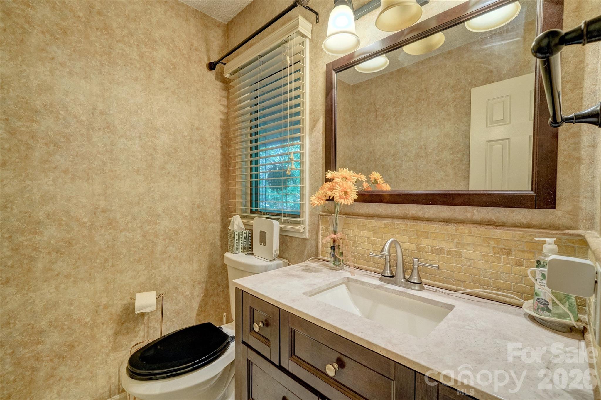 9 Cove Road Property Photo 26
