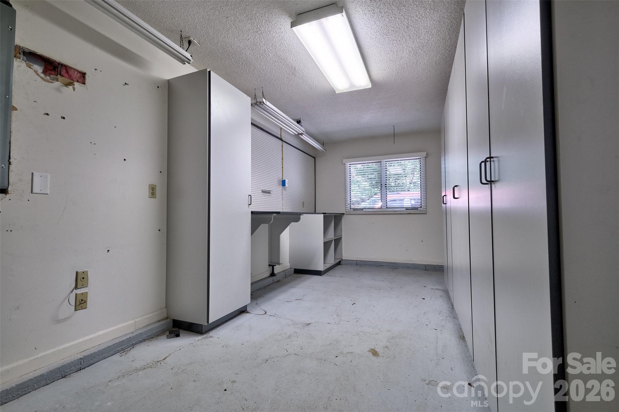 9 Cove Road Property Photo 32