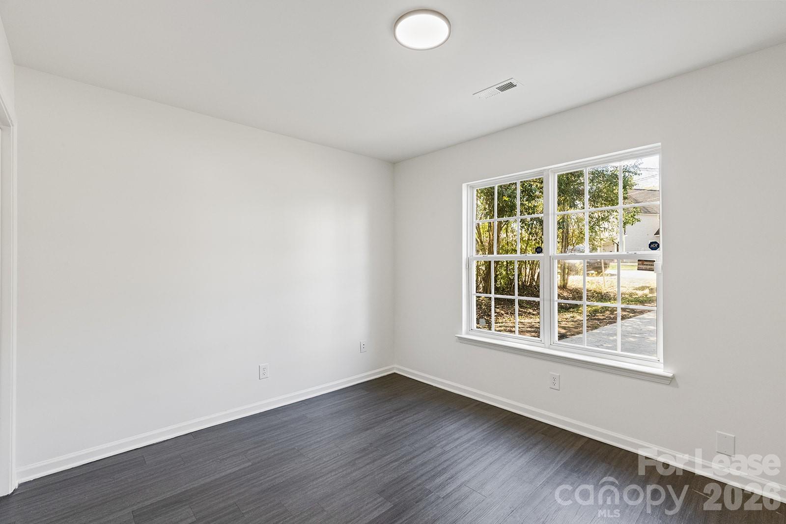 913 Tennyson Drive Property Photo 17