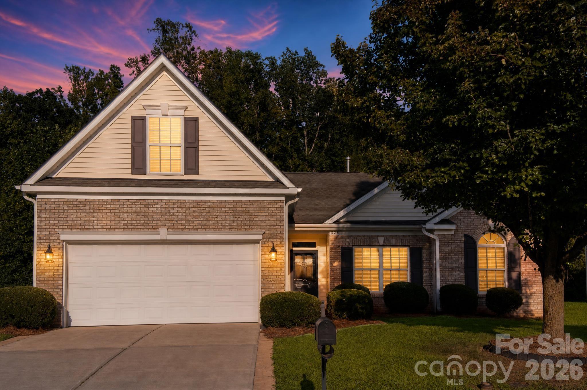 126 Tannin Way Property Photo 2