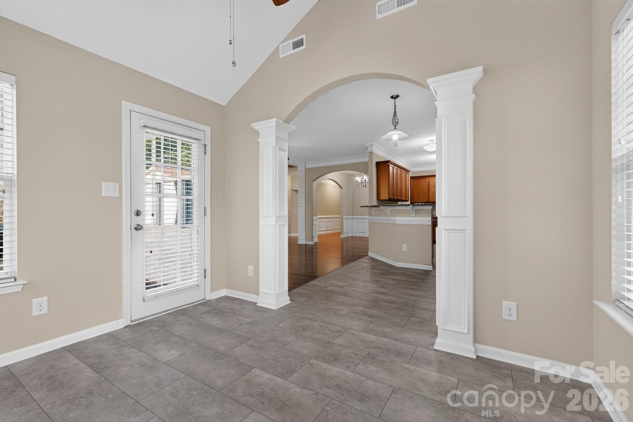 126 Tannin Way Property Photo 3