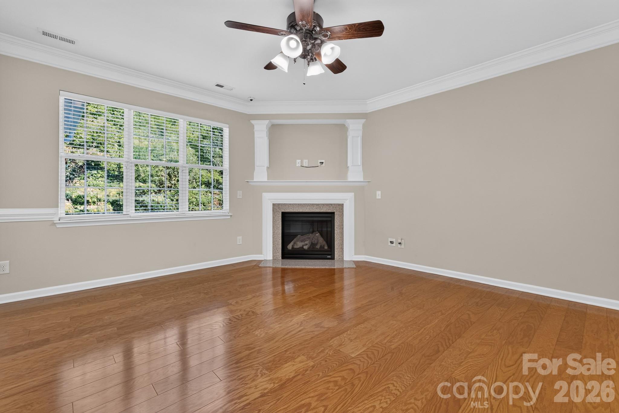 126 Tannin Way Property Photo 6