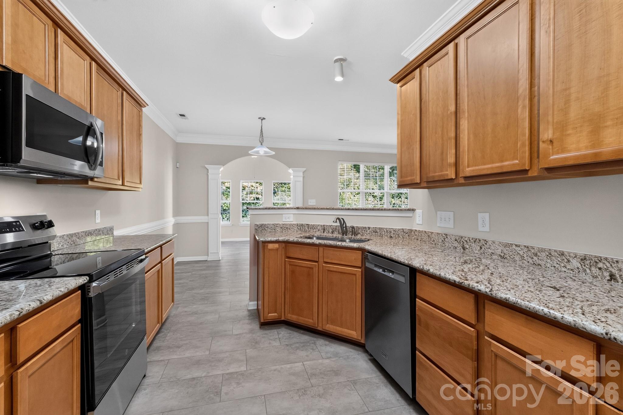 126 Tannin Way Property Photo 9