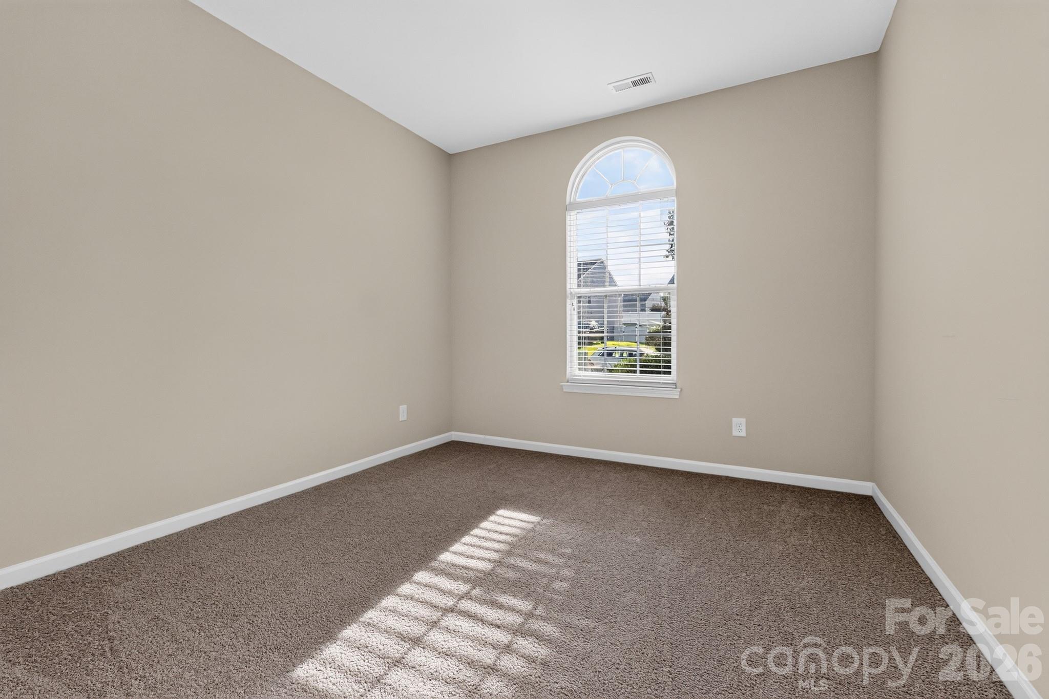 126 Tannin Way Property Photo 18