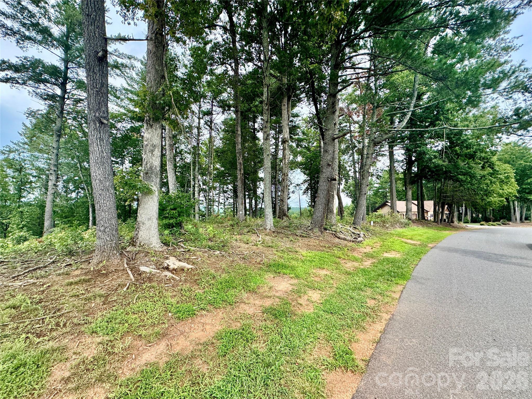 2070 Thoroughbred Way G18 Property Photo 15