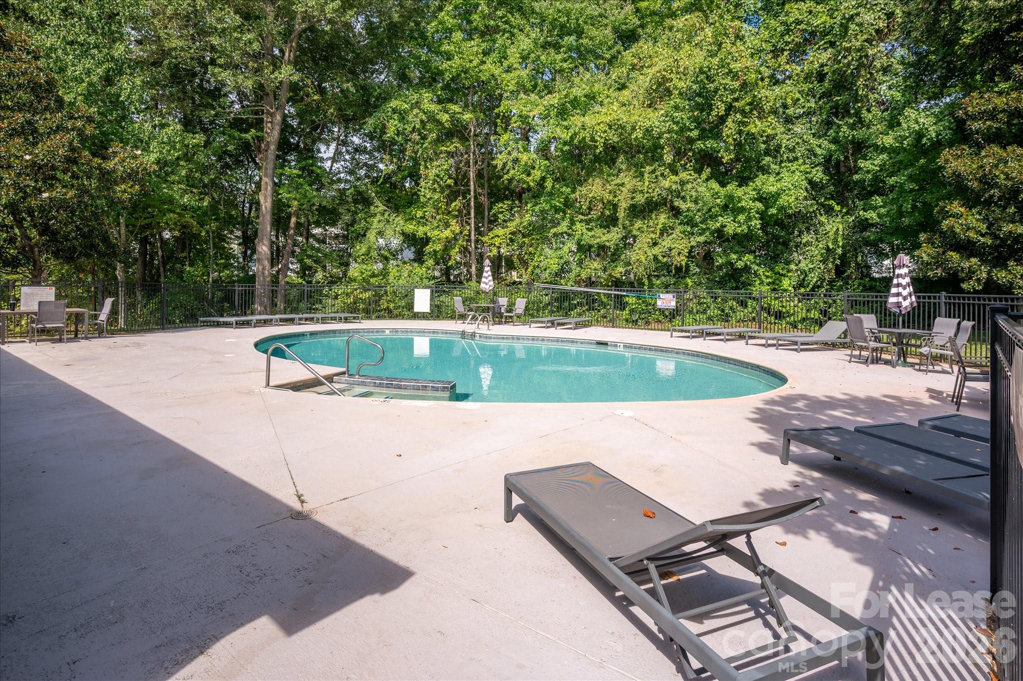 21412 Aftonshire Drive Property Photo 18
