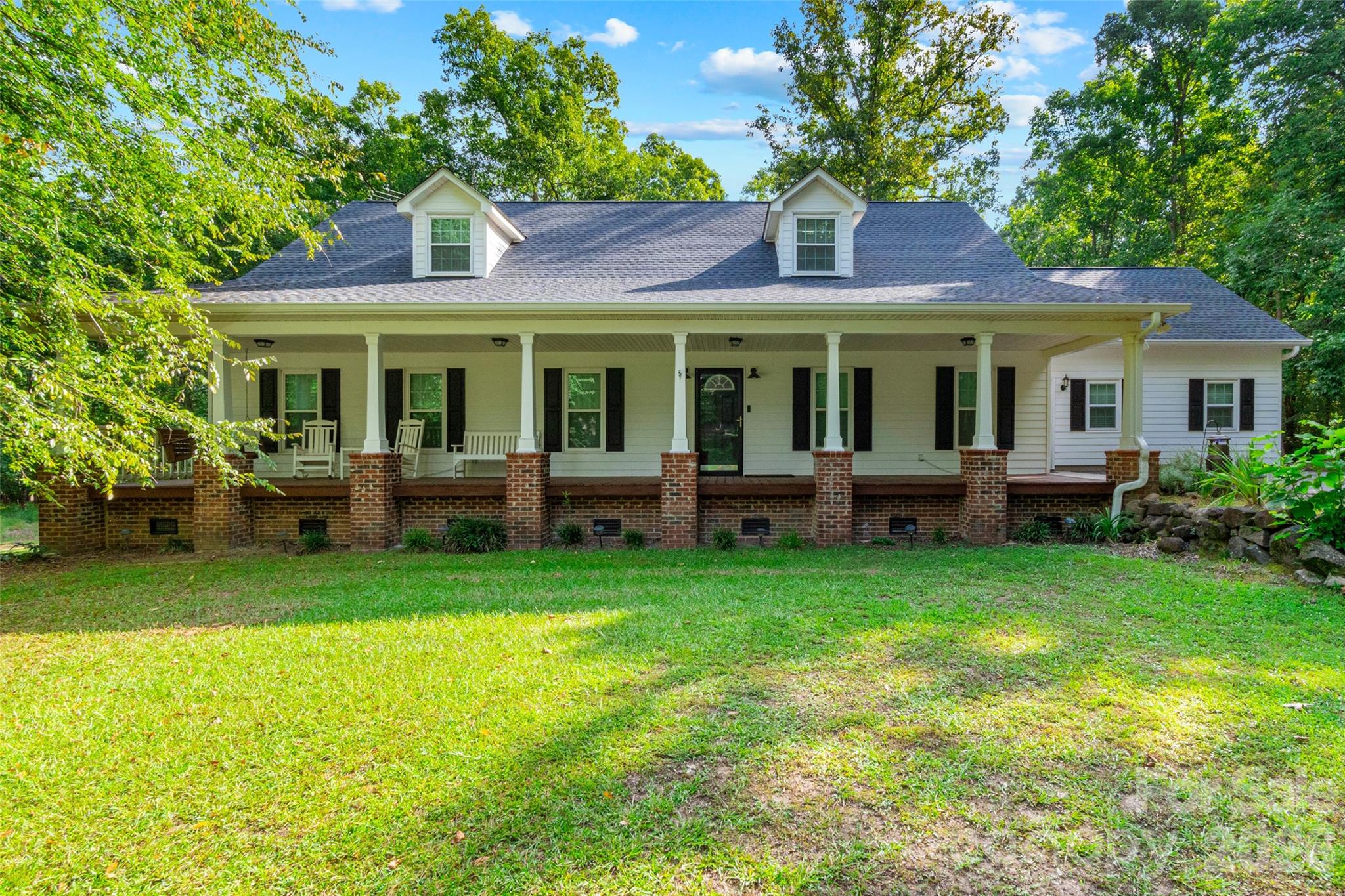 9344 Henry Harris Road Property Photo 1