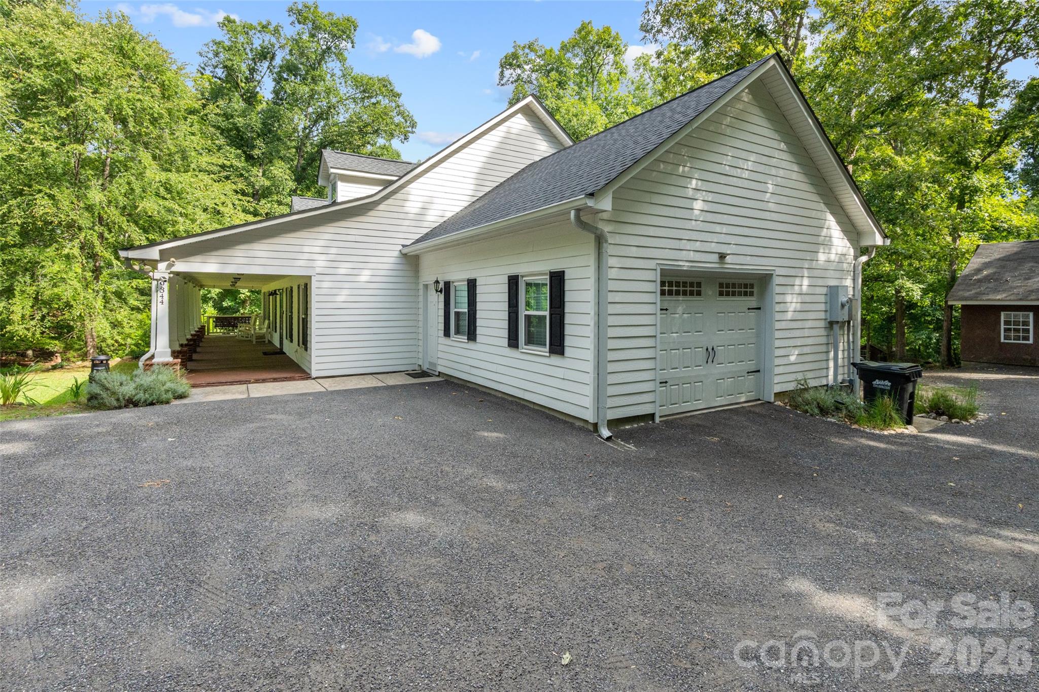 9344 Henry Harris Road Property Photo 5