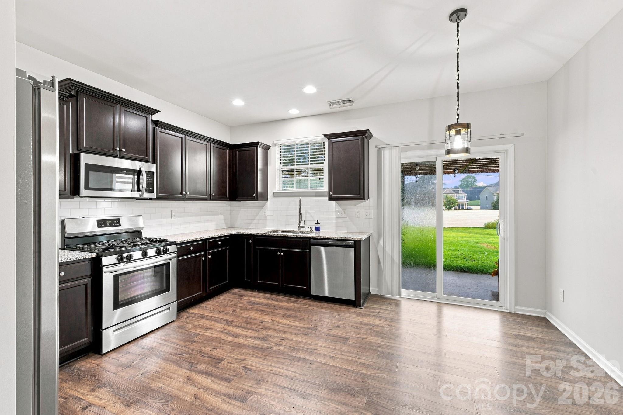 2424 Tallet Trace Property Photo 11