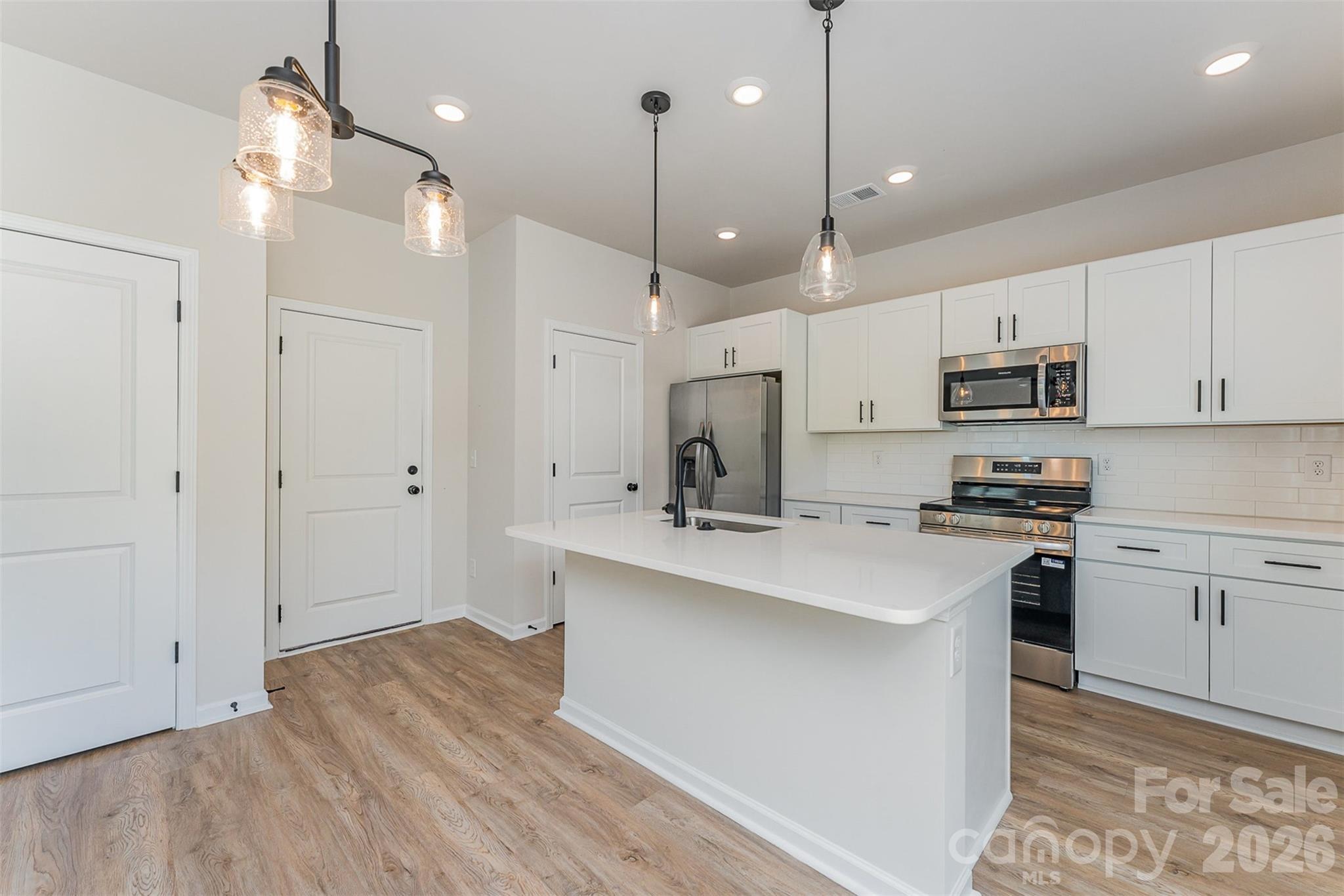 3019 Sheets Circle Property Photo 7