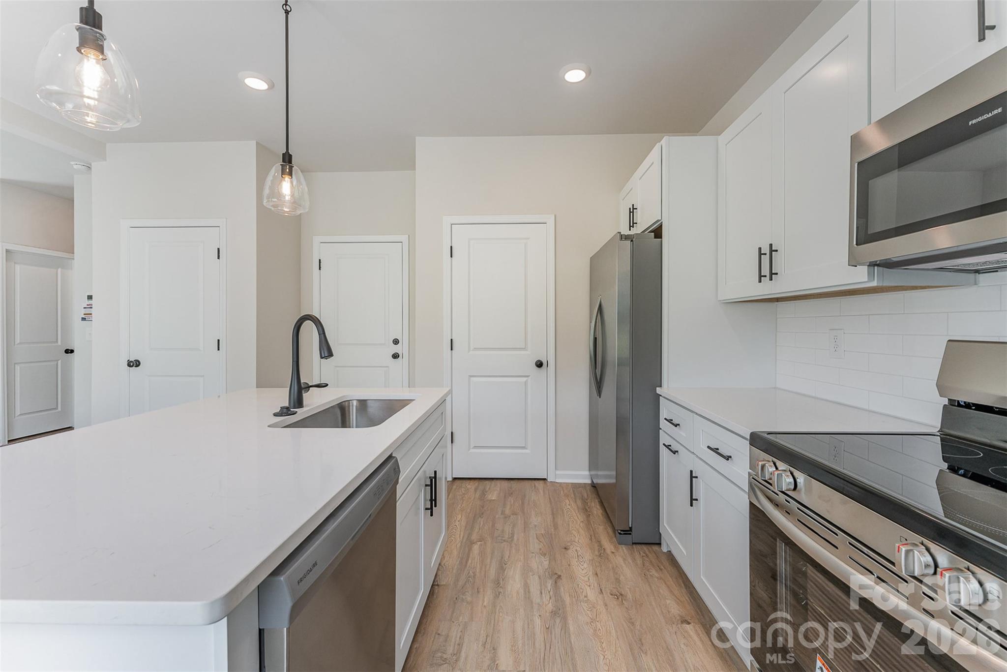 3019 Sheets Circle Property Photo 8