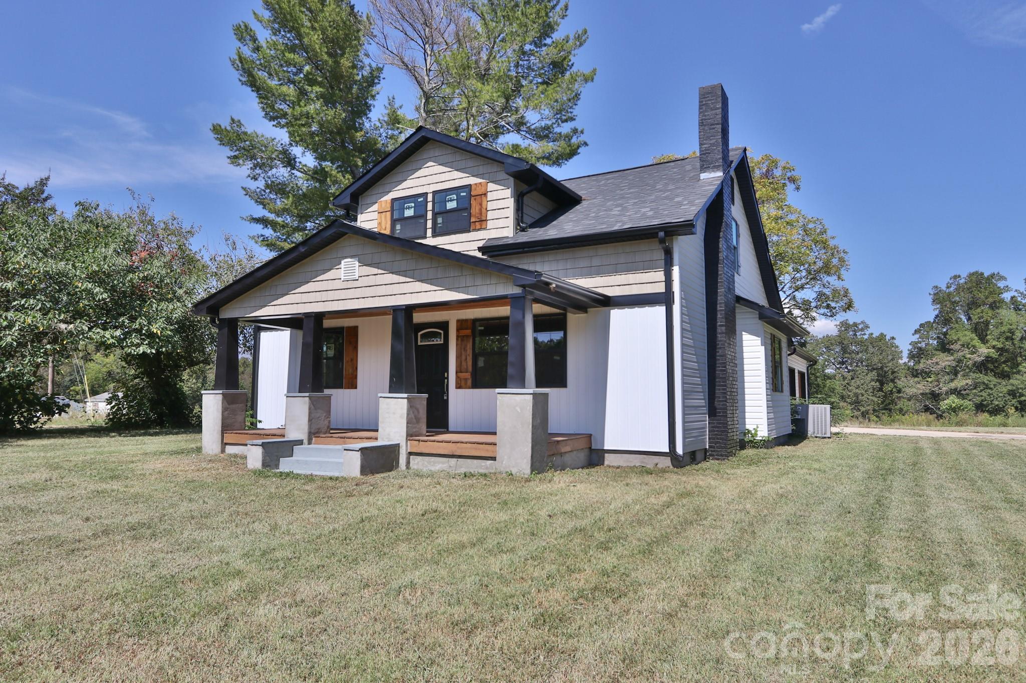1826 N Oak Ridge Church Road Property Photo 1