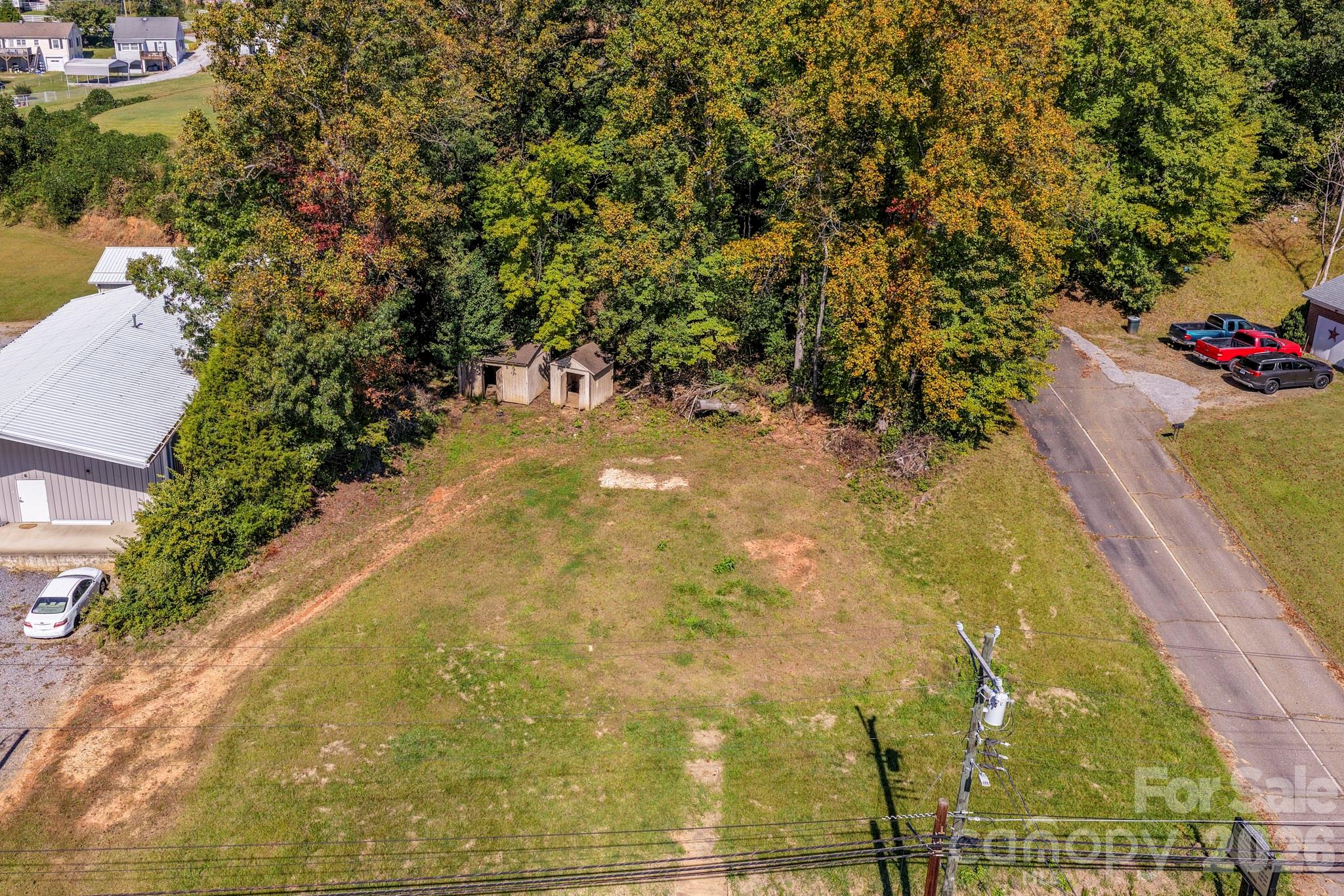 891 E Court Street Property Photo 21