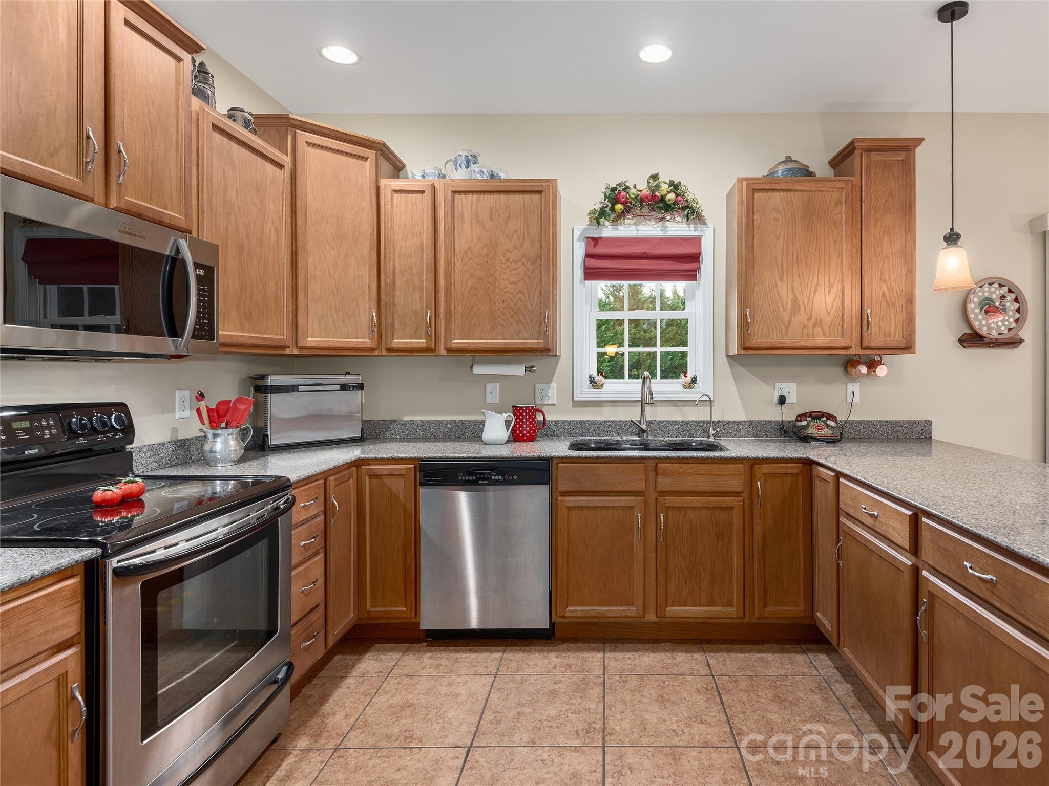 4 Lancaster Lane Property Photo 9
