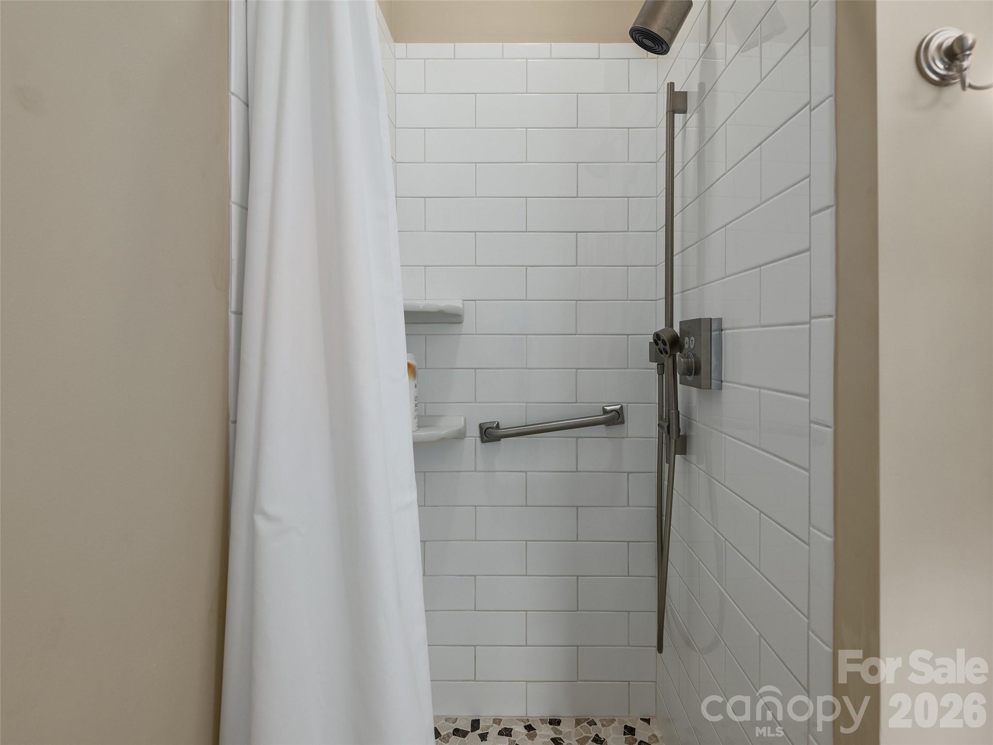 4 Lancaster Lane Property Photo 14