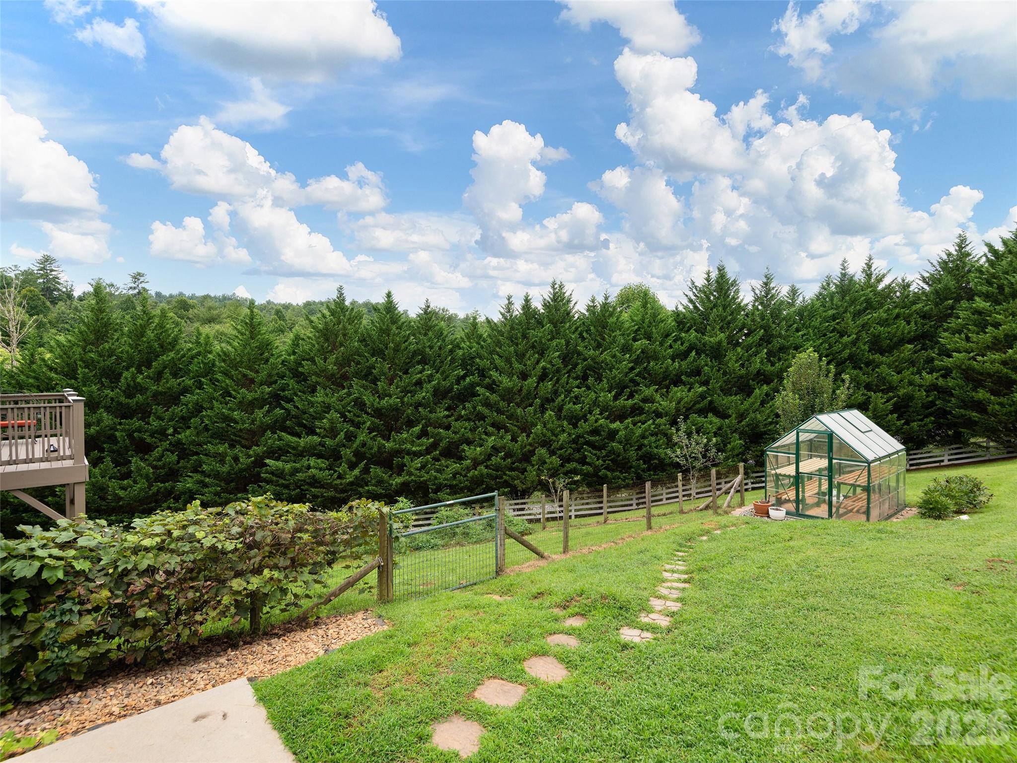 4 Lancaster Lane Property Photo 20