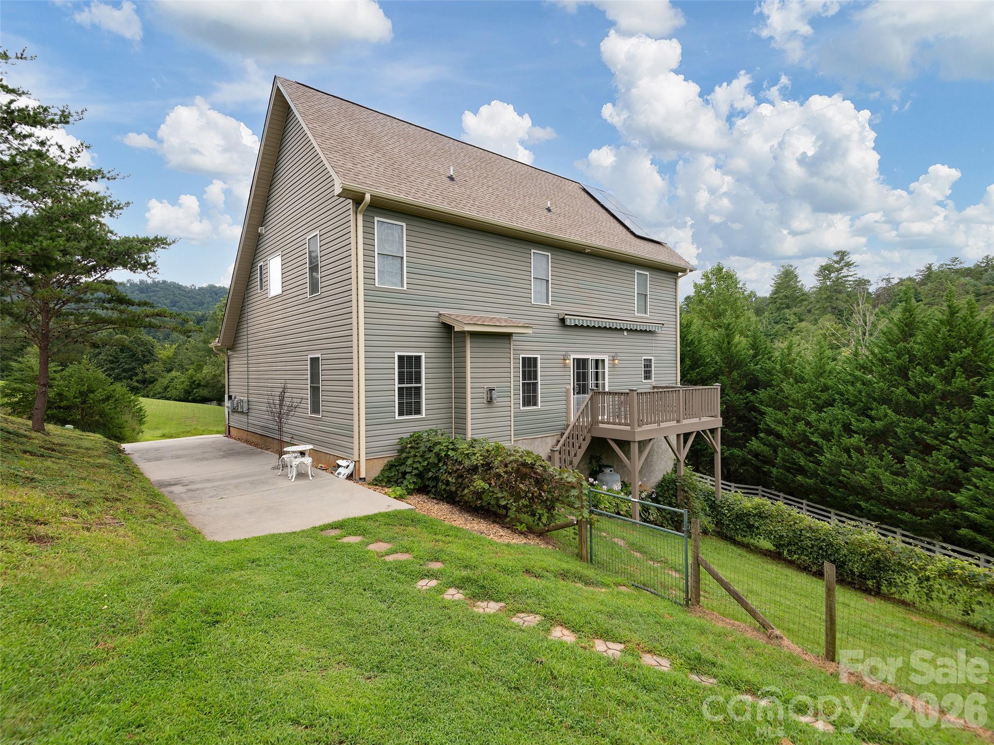 4 Lancaster Lane Property Photo 22
