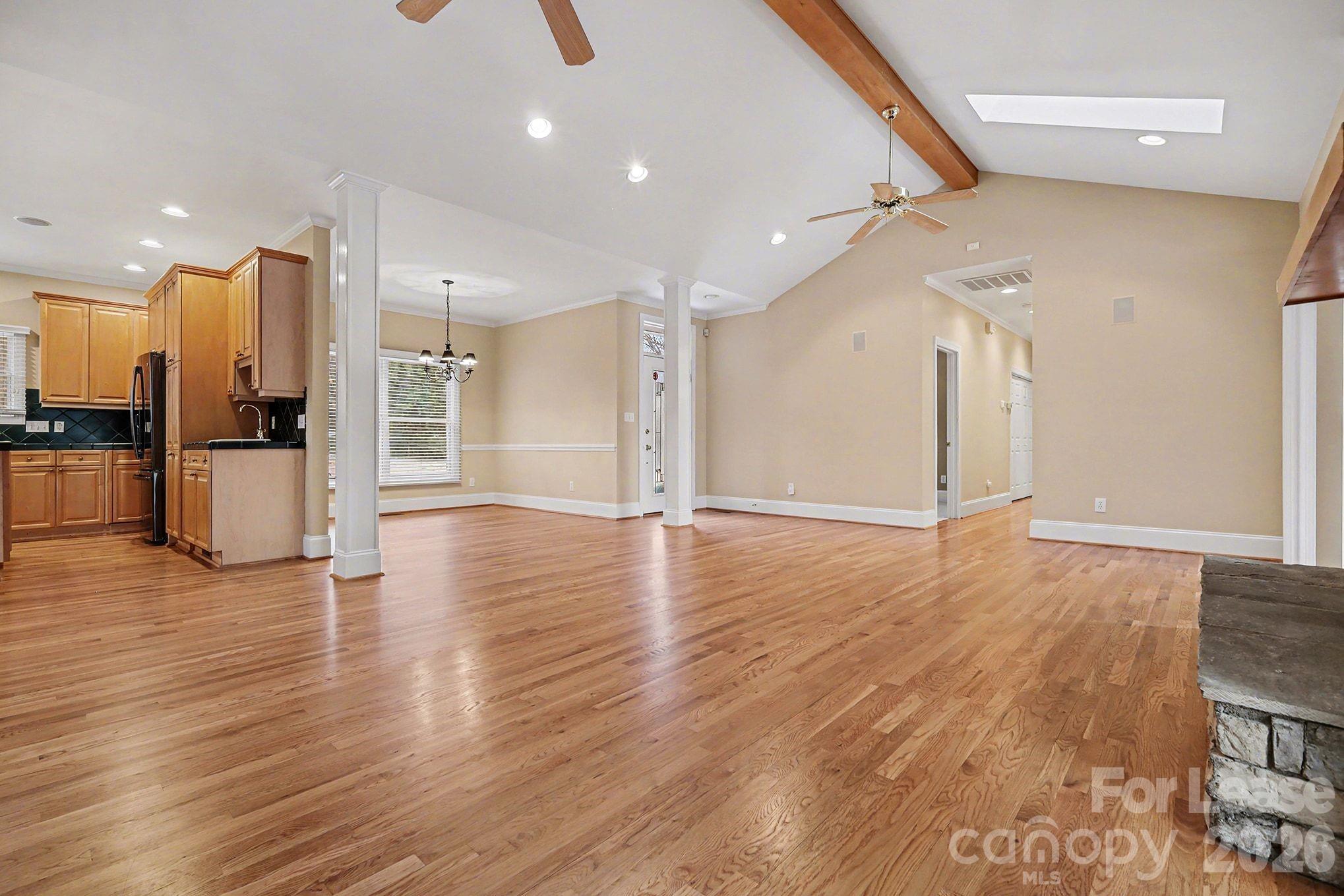 4418674 Property Photo 6
