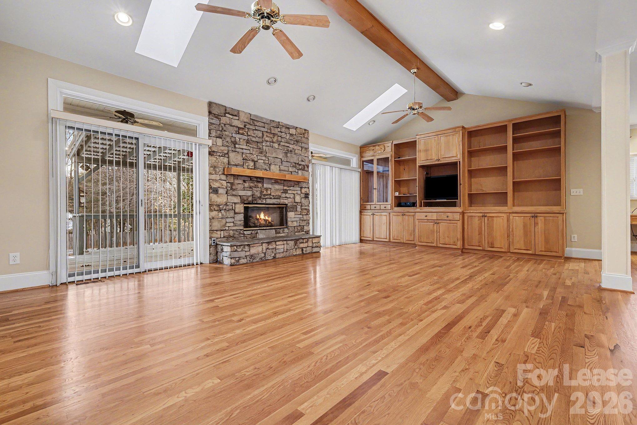 4418674 Property Photo 8