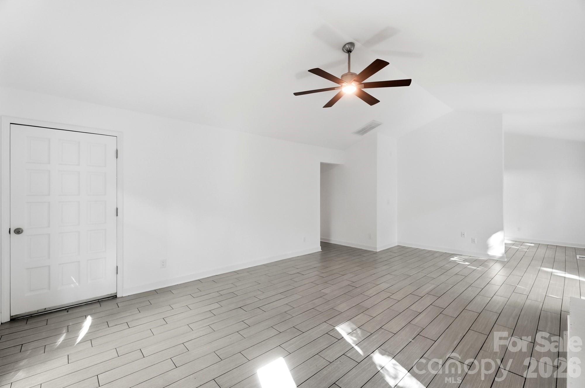 319 Settlement Drive Property Photo 5